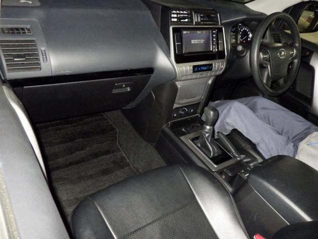 Thumbnail of Landcruizer